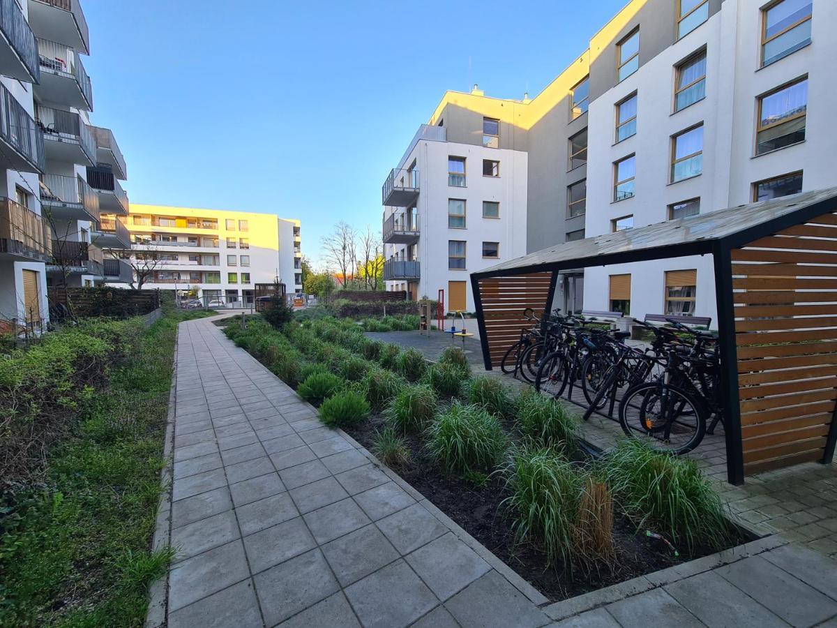 Jr Smolna Apartment Poznan Ngoại thất bức ảnh